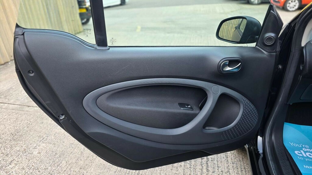 Smart Fortwo Coupe 0.9T Prime Premium Coupe Twinamic Eur Black #36