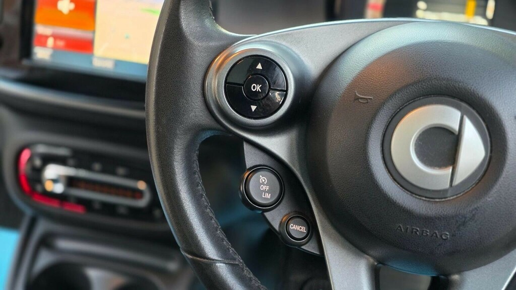 Smart Fortwo Coupe 0.9T Prime Premium Coupe Twinamic Eur Black #24