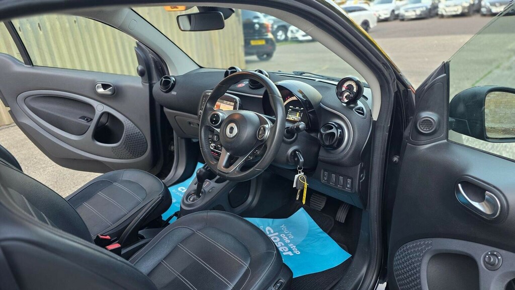 Smart Fortwo Coupe 0.9T Prime Premium Coupe Twinamic Eur Black #30
