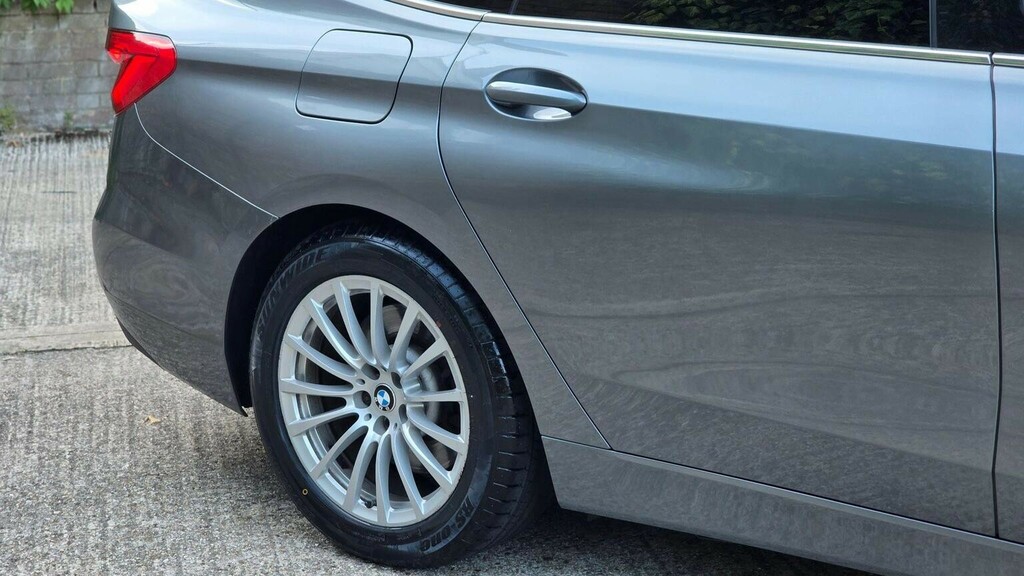 BMW 6 Series Gran Turismo 3L 630D M Sport White #68