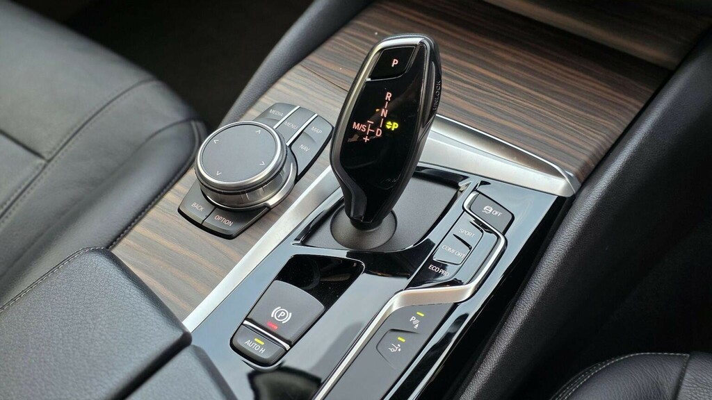BMW 6 Series Gran Turismo 3L 630D M Sport White #23