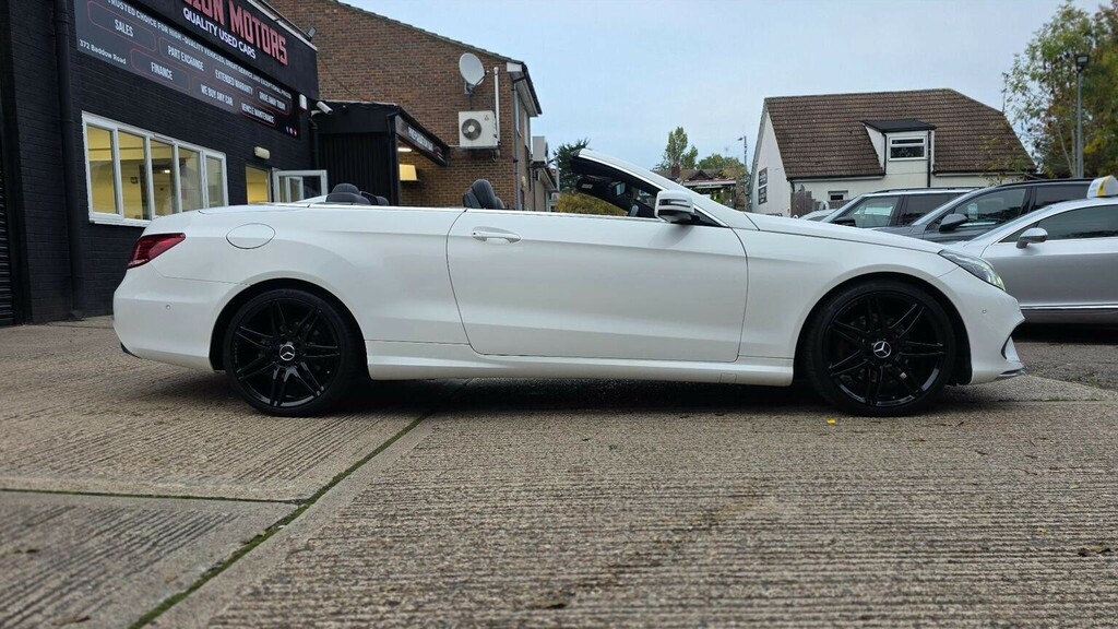 Mercedes-Benz E Class 2.1 E220d Amg Line Edition Cabriolet G-tronic Eur White #5