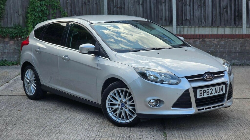Ford Focus Hatchback 1.0T Ecoboost Zetec Euro 5 Ss 20 BP62AUM Silver #2