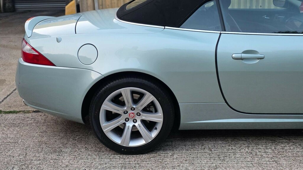 Jaguar XK 4.2 V8 Green #64