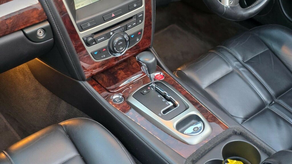 Jaguar XK 4.2 V8 Green #36