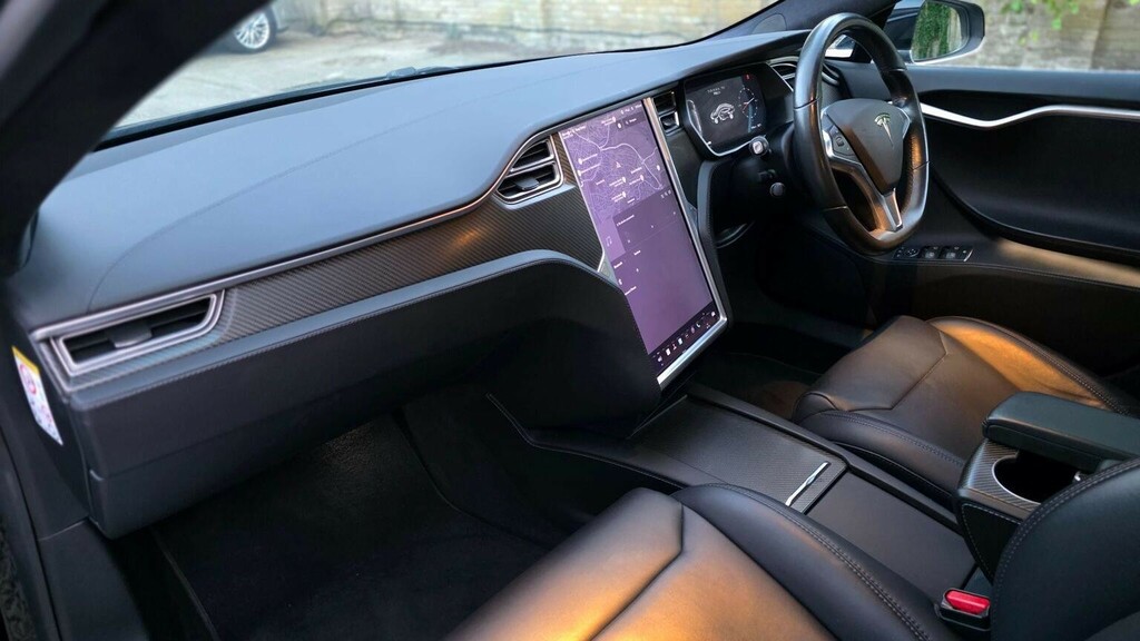 Tesla Model S 75D Dual Motor 4Wd Red #35