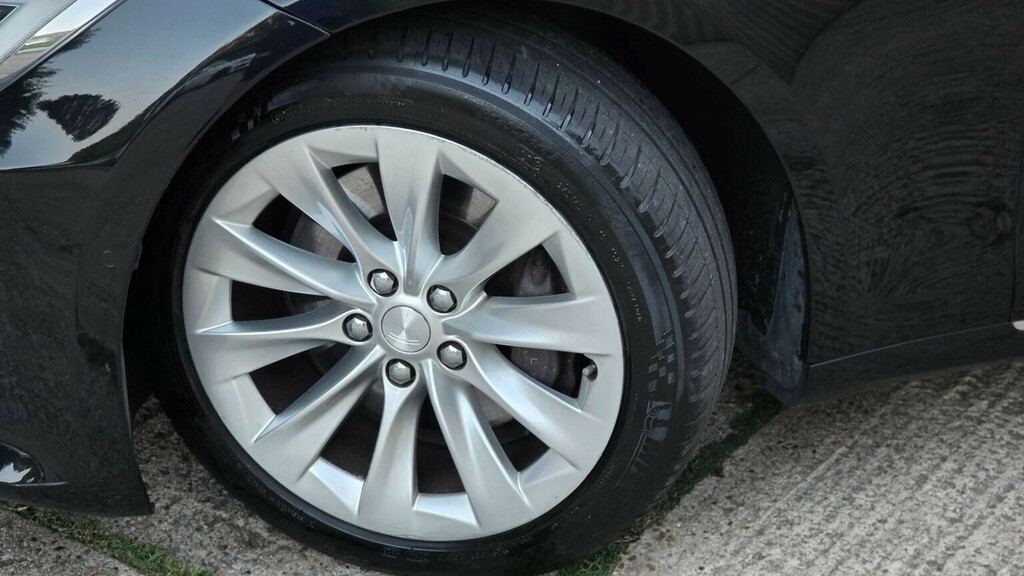 Tesla Model S 75D Dual Motor 4Wd Red #51