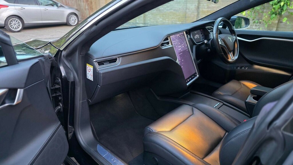 Tesla Model S 75D Dual Motor 4Wd Red #37
