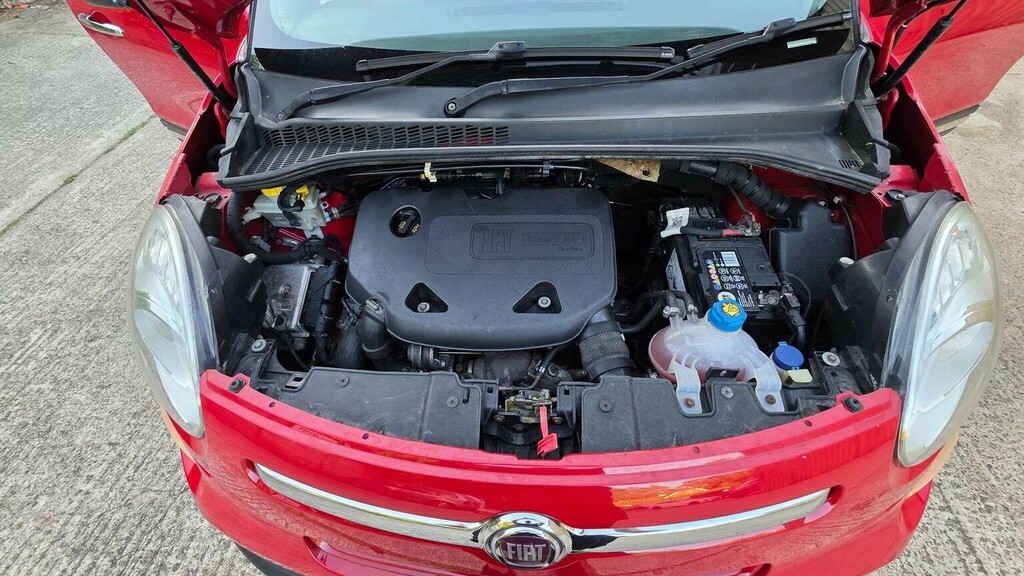 Fiat 500L Pop Star Red #19