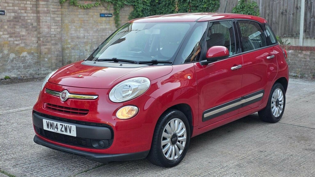 Fiat 500L Pop Star Red #9