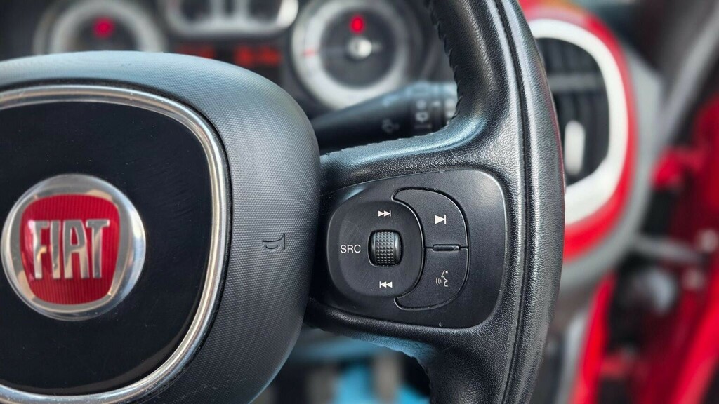 Fiat 500L Pop Star Red #21
