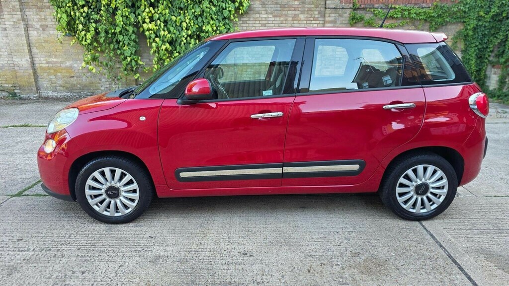 Fiat 500L Pop Star Red #8