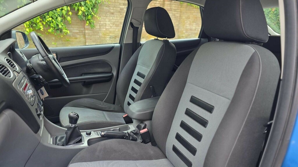 Ford Focus 1.6 Zetec Tdci Blue #37