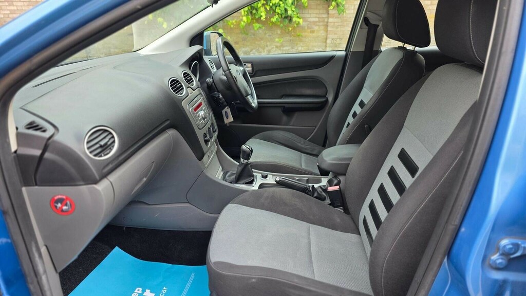 Ford Focus 1.6 Zetec Tdci Blue #11