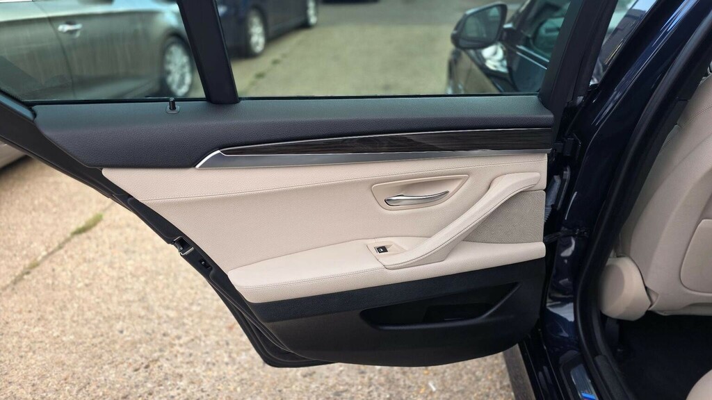 BMW 5 Series 520D Se White #60