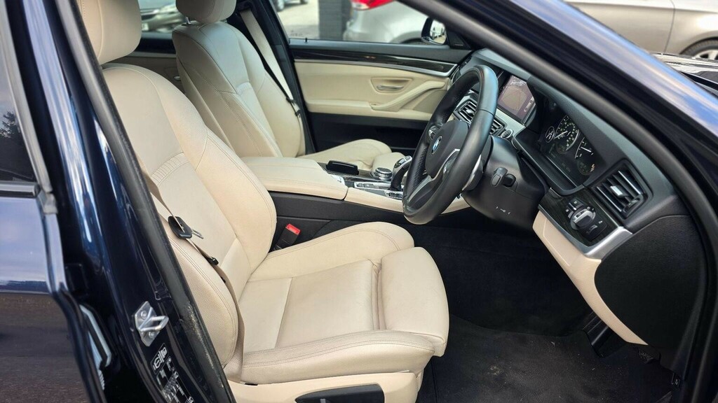 BMW 5 Series 520D Se White #39