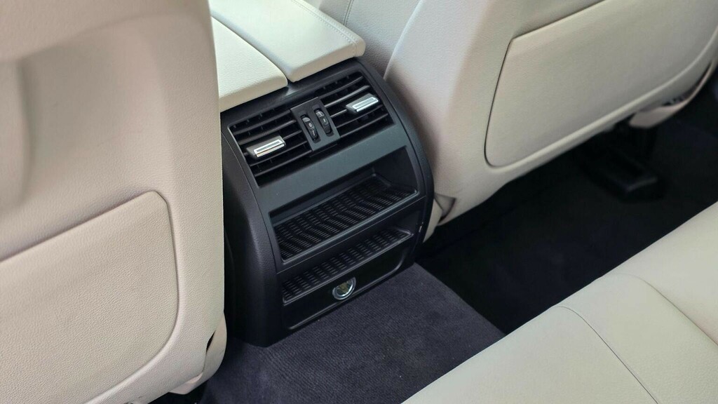 BMW 5 Series 520D Se White #34