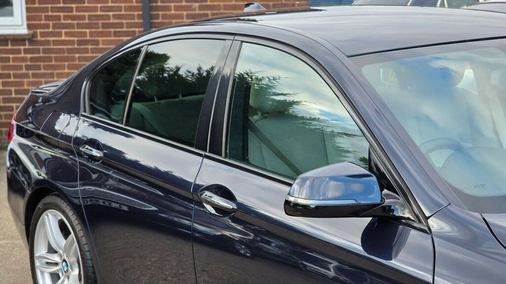 BMW 5 Series 520D Se White #83