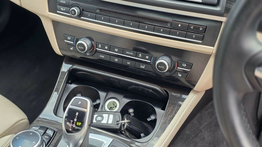 BMW 5 Series 520D Se White #57