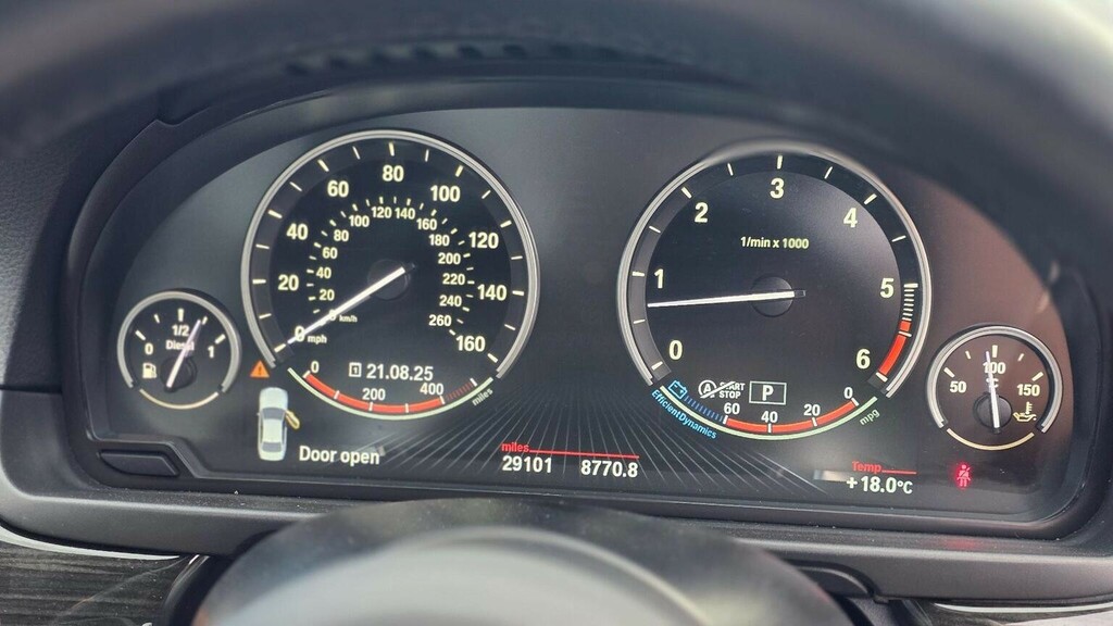 BMW 5 Series 520D Se White #81