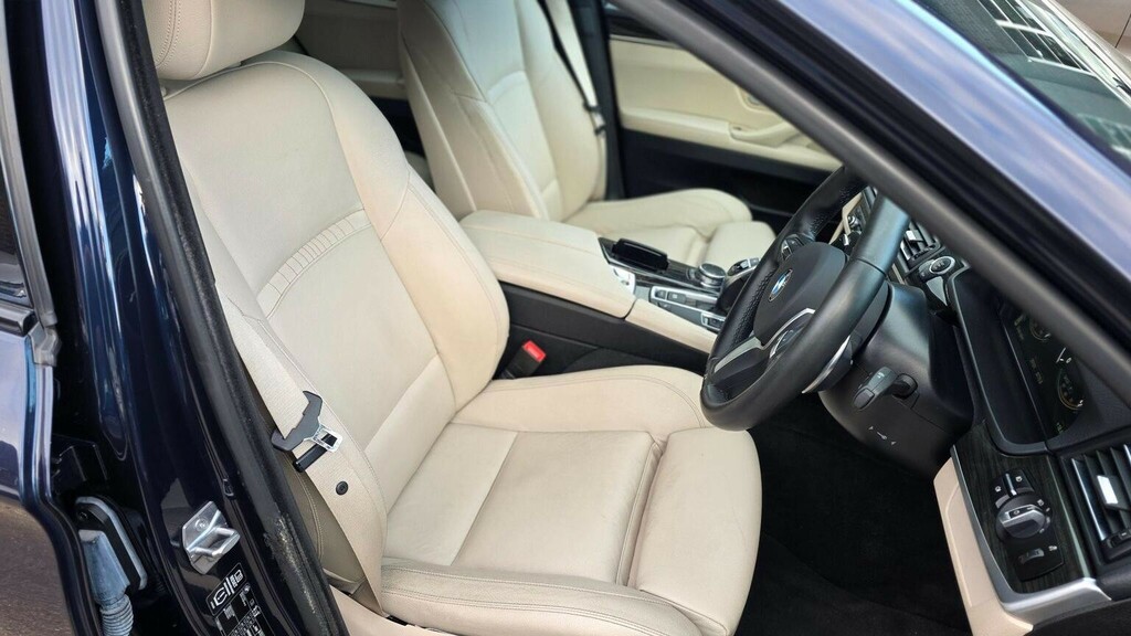 BMW 5 Series 520D Se White #40