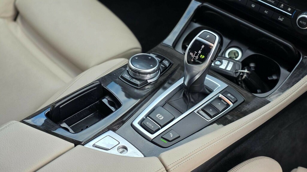 BMW 5 Series 520D Se White #38