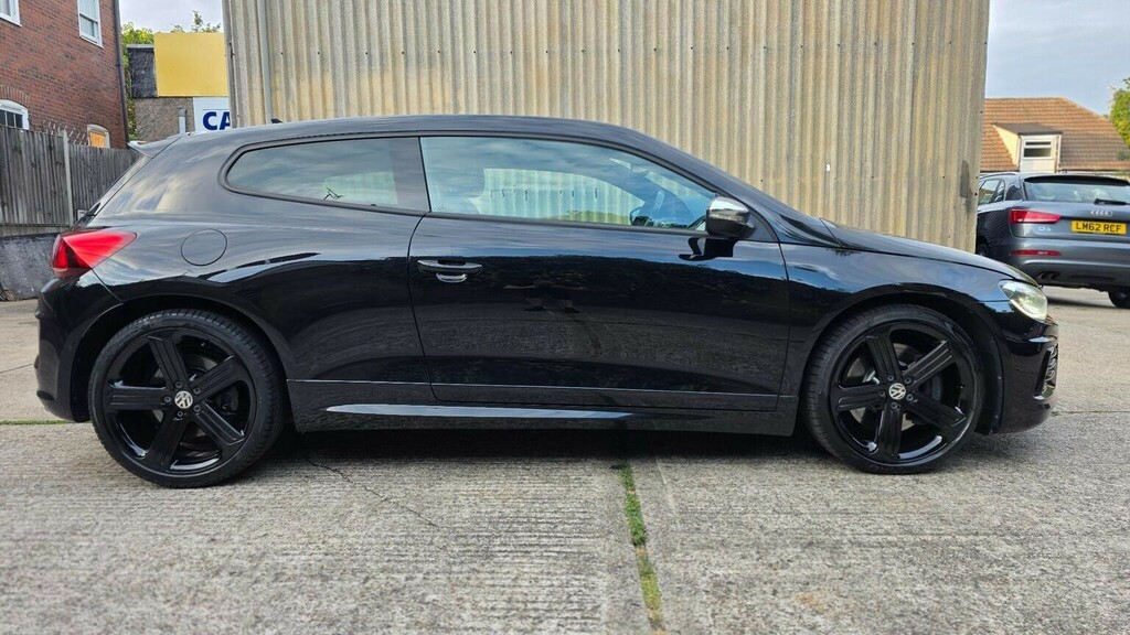 Volkswagen Scirocco 2.0 Tsi R Dsg Euro 6 Ss Black #5