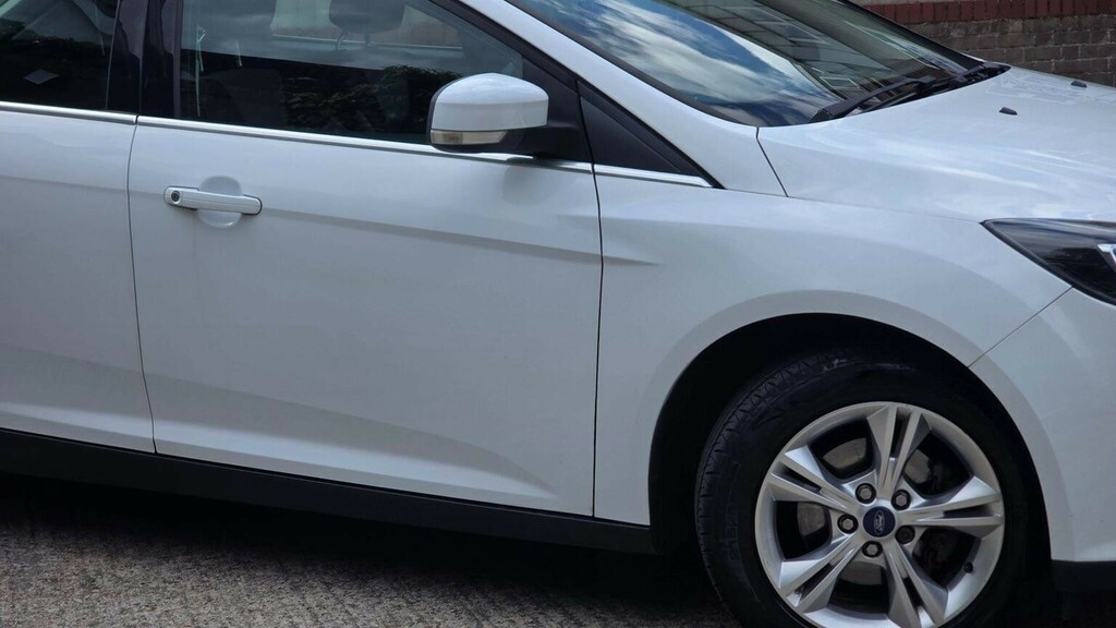 Ford Focus 1.6 Tdci Zetec Euro 5 Ss Silver #71