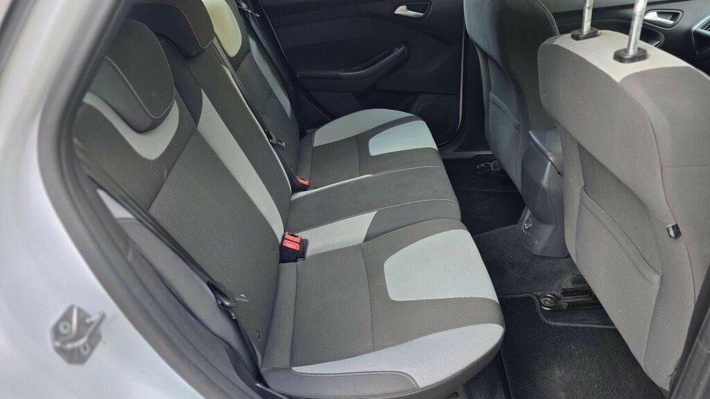 Ford Focus 1.6 Tdci Zetec Euro 5 Ss Silver #32