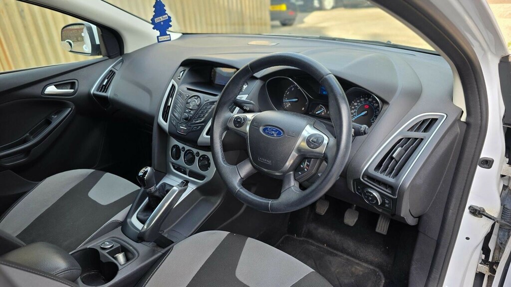 Ford Focus 1.6 Tdci Zetec Euro 5 Ss Silver #17