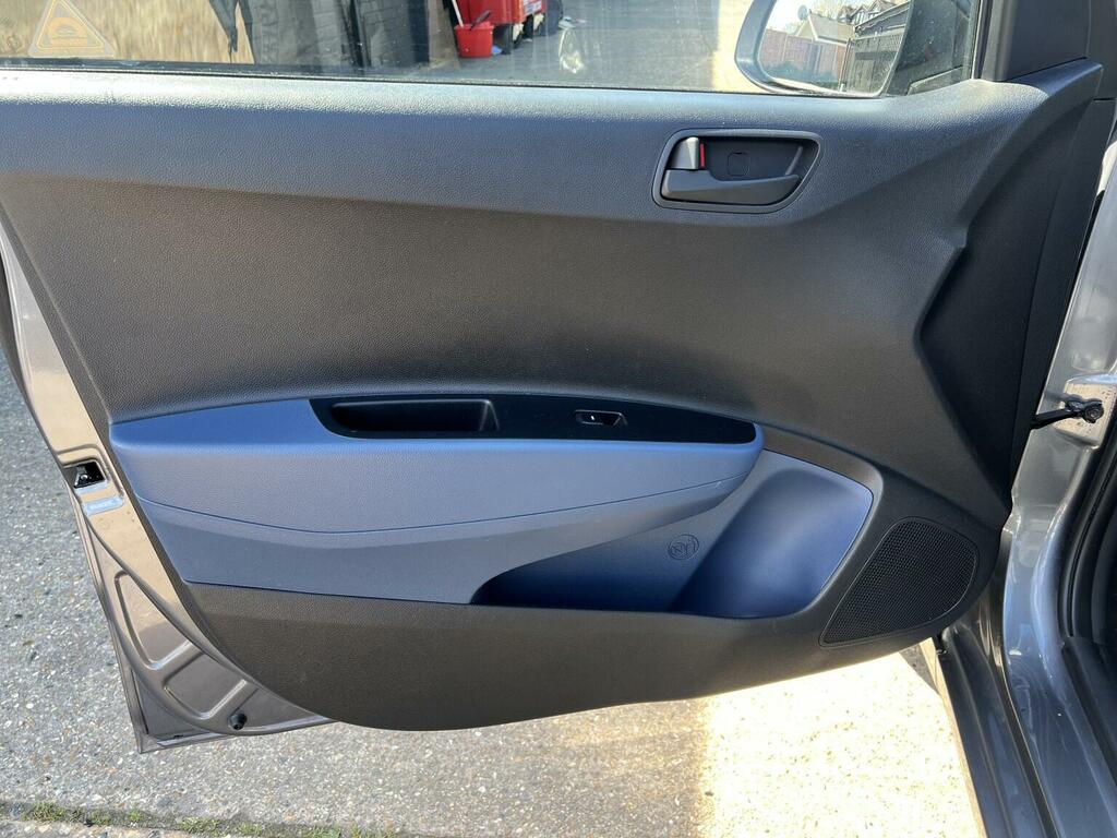 Hyundai I10 Se Black #34