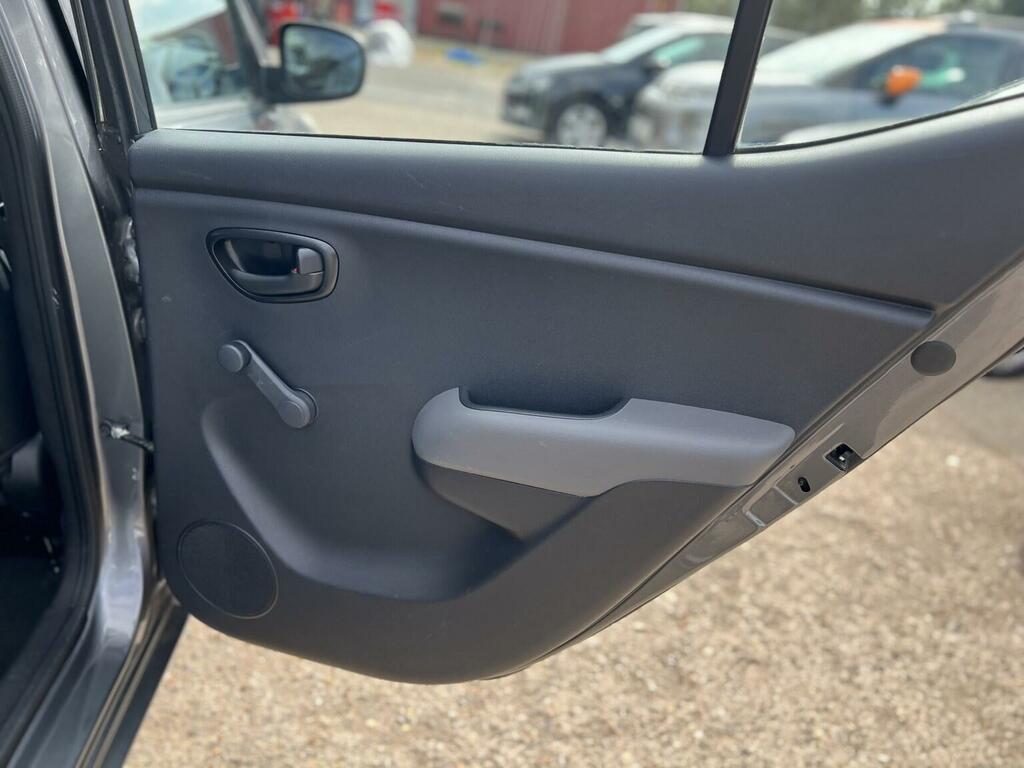 Hyundai I10 I10 Classic Black #20