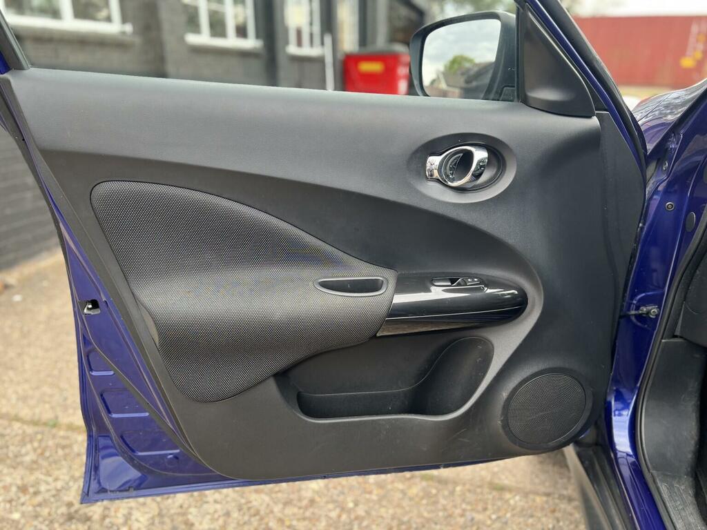 Nissan Juke Suv  #30