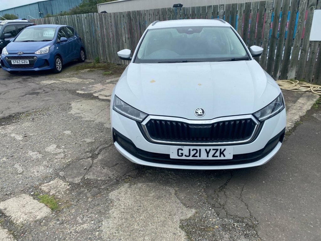 Skoda Octavia 1L Se First Edition White #2