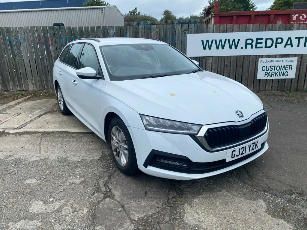 Skoda Octavia 1L Se First Edition White