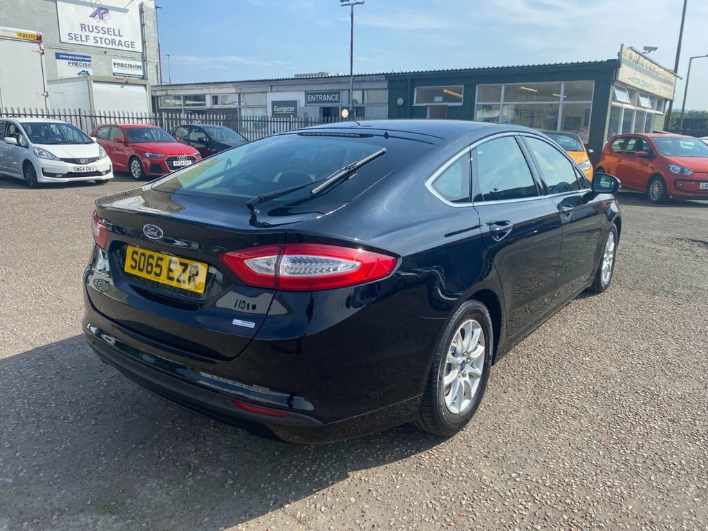 Ford Mondeo 2.0T Ecoboost Vignale Estate Euro White #7
