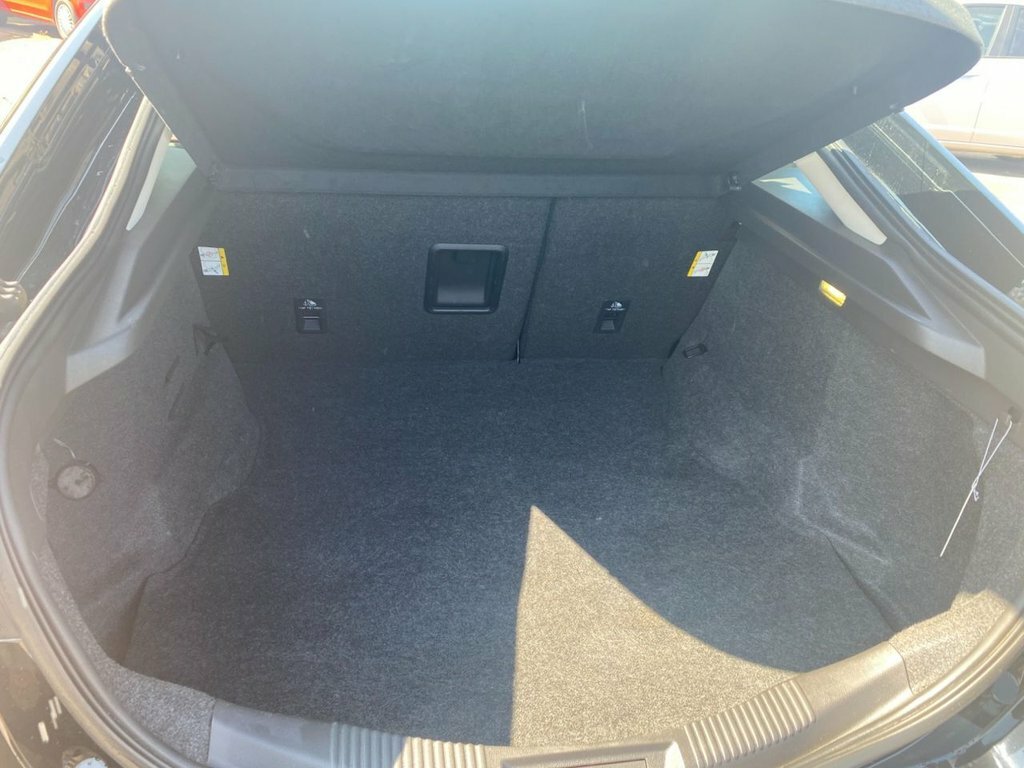 Ford Mondeo Ecoboost Titanium Hatchback Silver #13