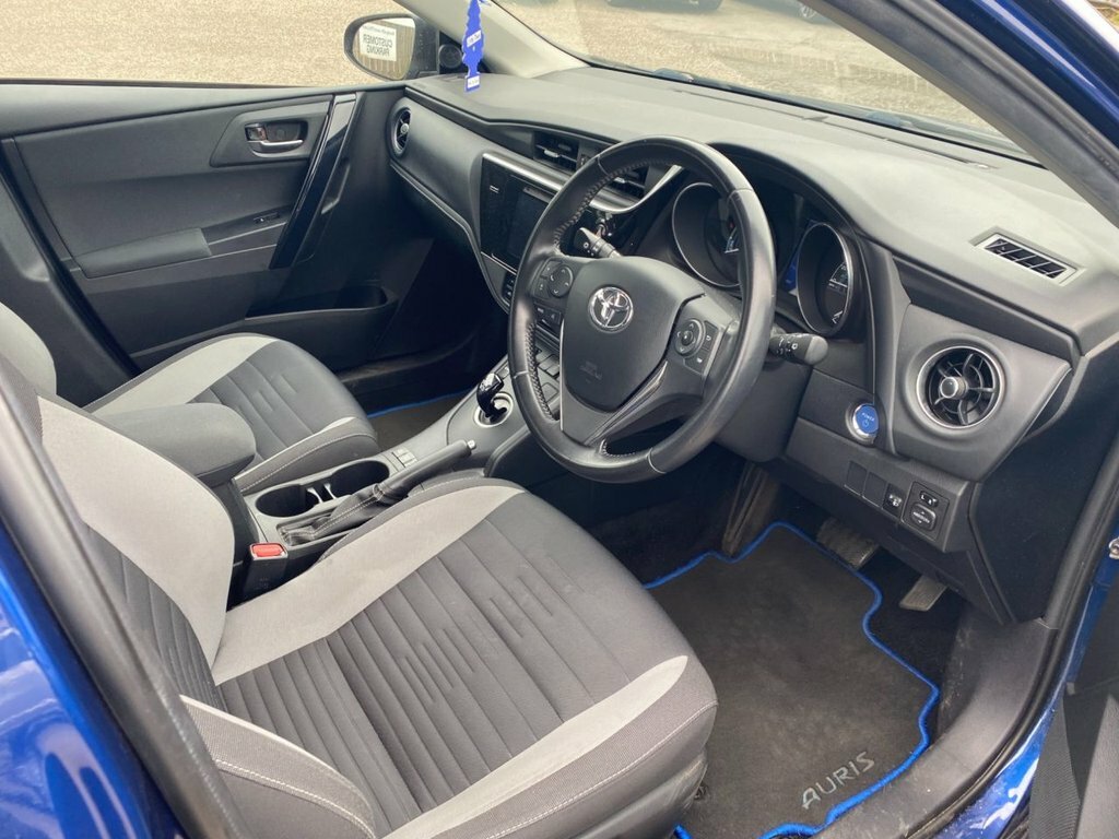 Toyota Auris 1.8L Icon Blue #4