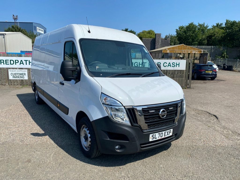Nissan NV400 2.3L Tekna White