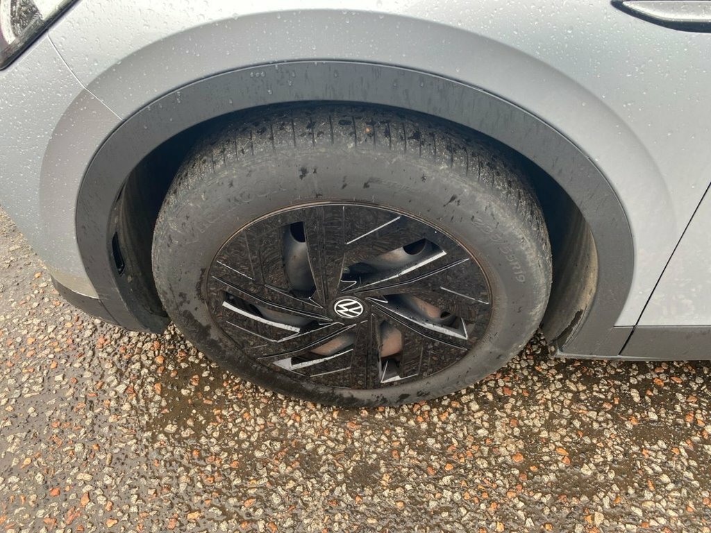 Volkswagen ID.4 1St Edition Grey #24