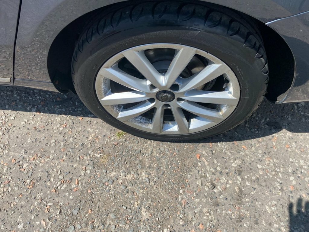 Volkswagen Passat Tdi Bluemotion Tech Executive U375 Grey #12