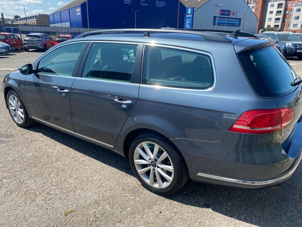 Volkswagen Passat 2L Executive Grey #5