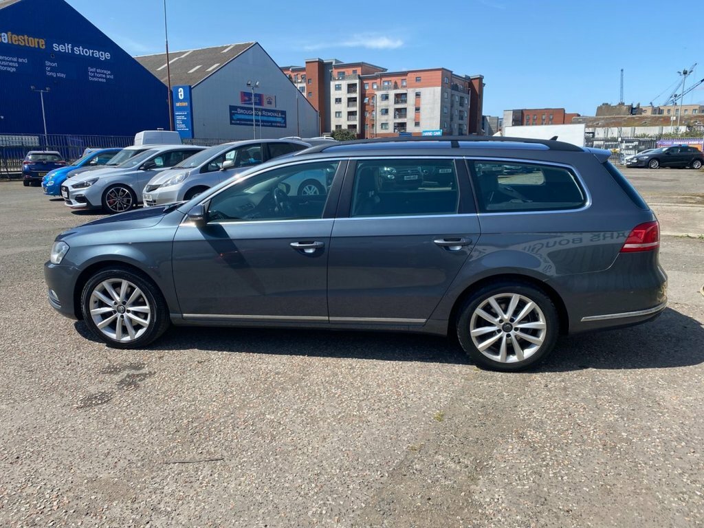 Volkswagen Passat 2L Executive Grey #4