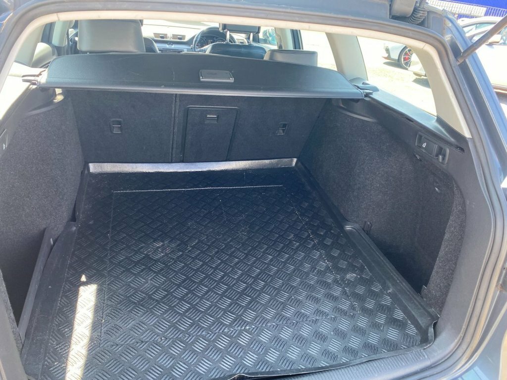 Volkswagen Passat Tdi Bluemotion Tech Executive U375 Grey #13