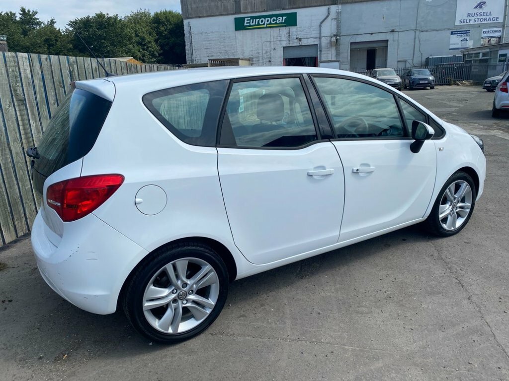 Vauxhall Meriva 1.4L Club White #5