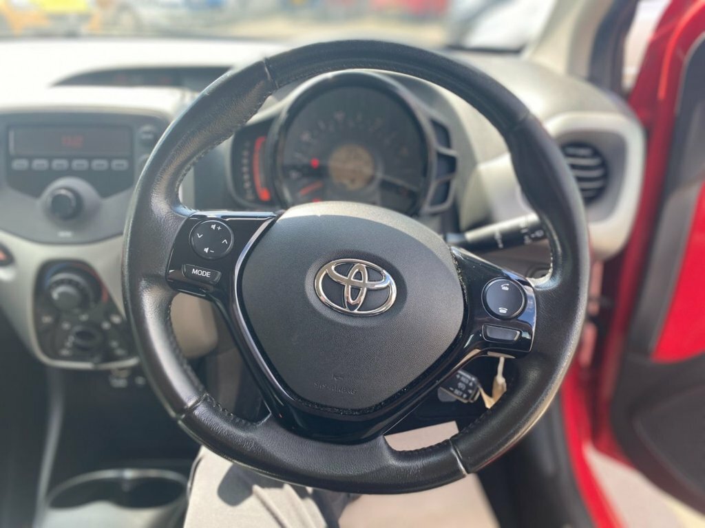 Toyota Aygo Hatchback Silver #26