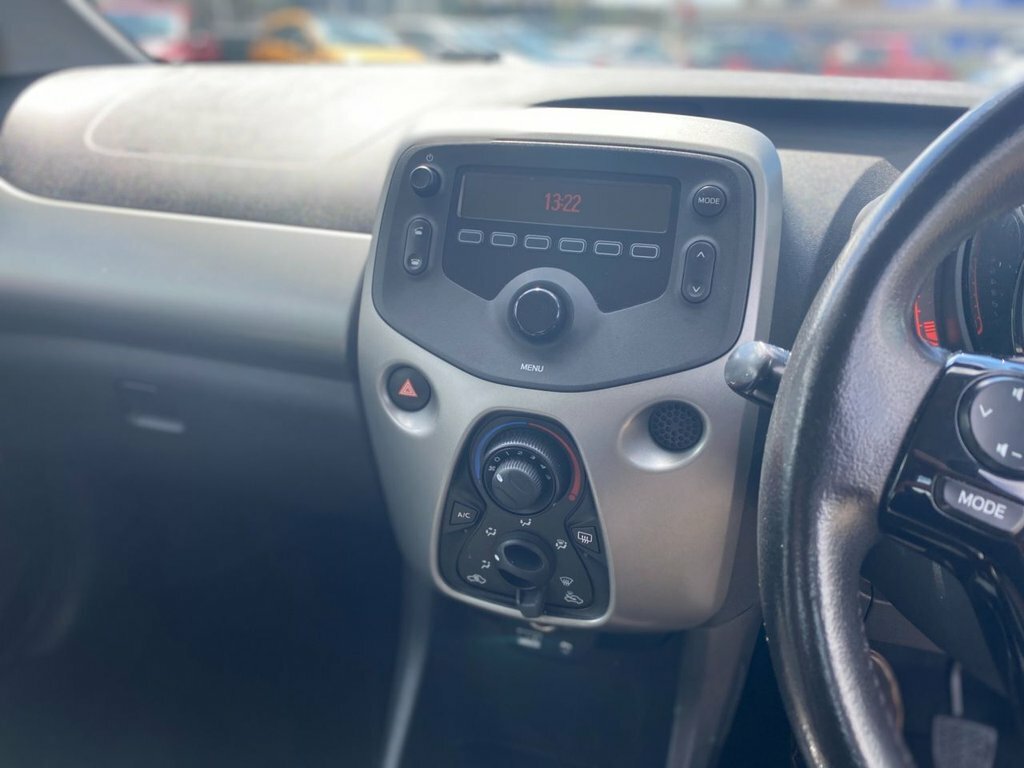 Toyota Aygo Hatchback Silver #24