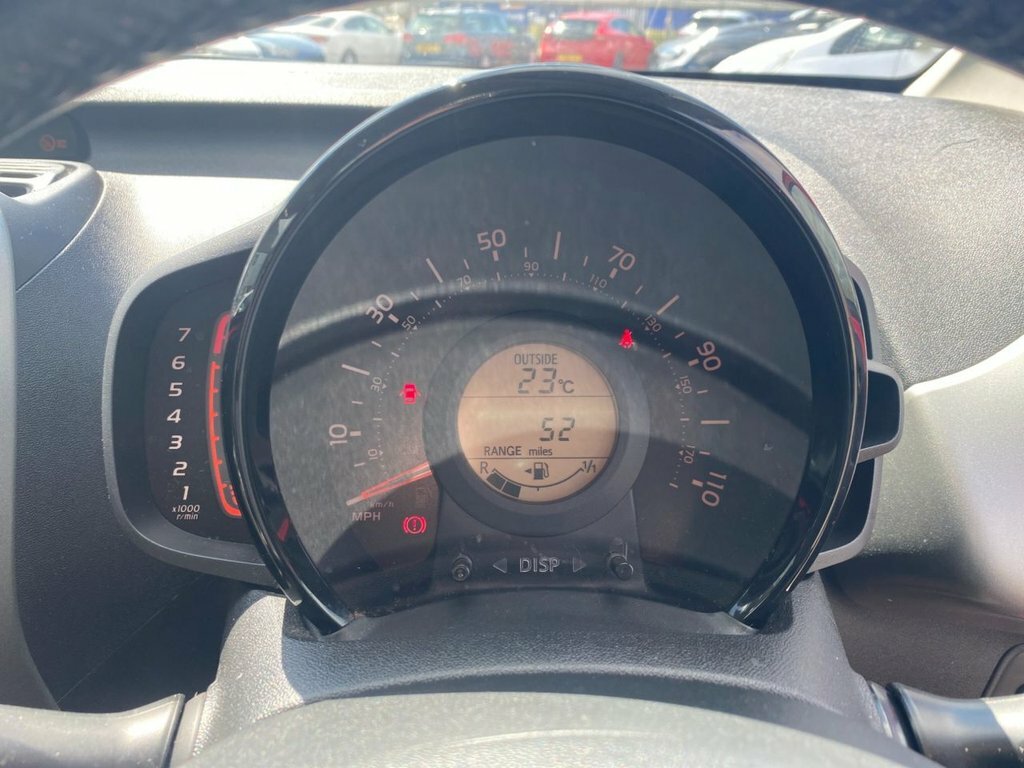 Toyota Aygo Hatchback Silver #27