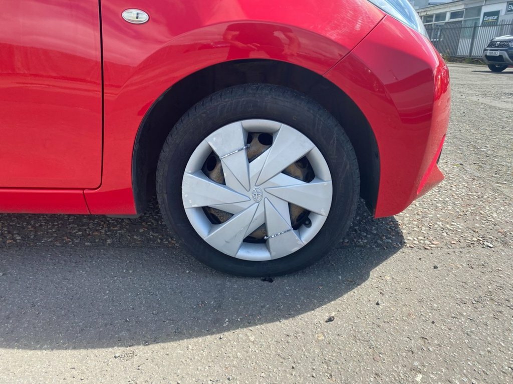 Toyota Aygo Hatchback Silver #10