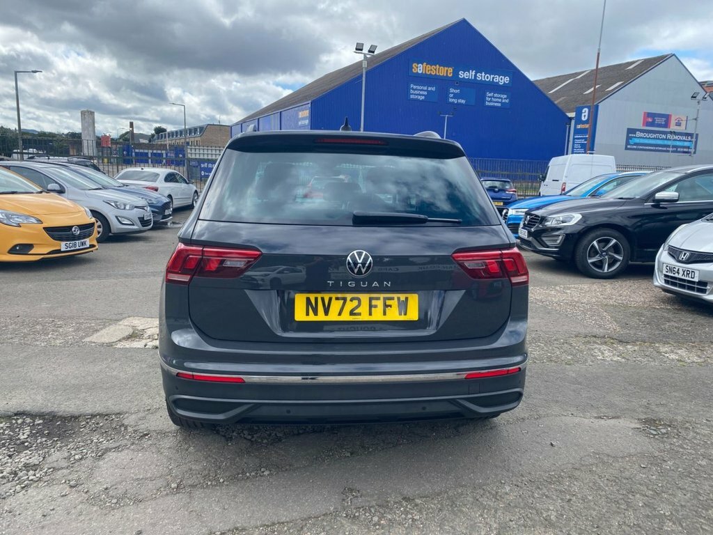 Volkswagen Tiguan R-line White #6
